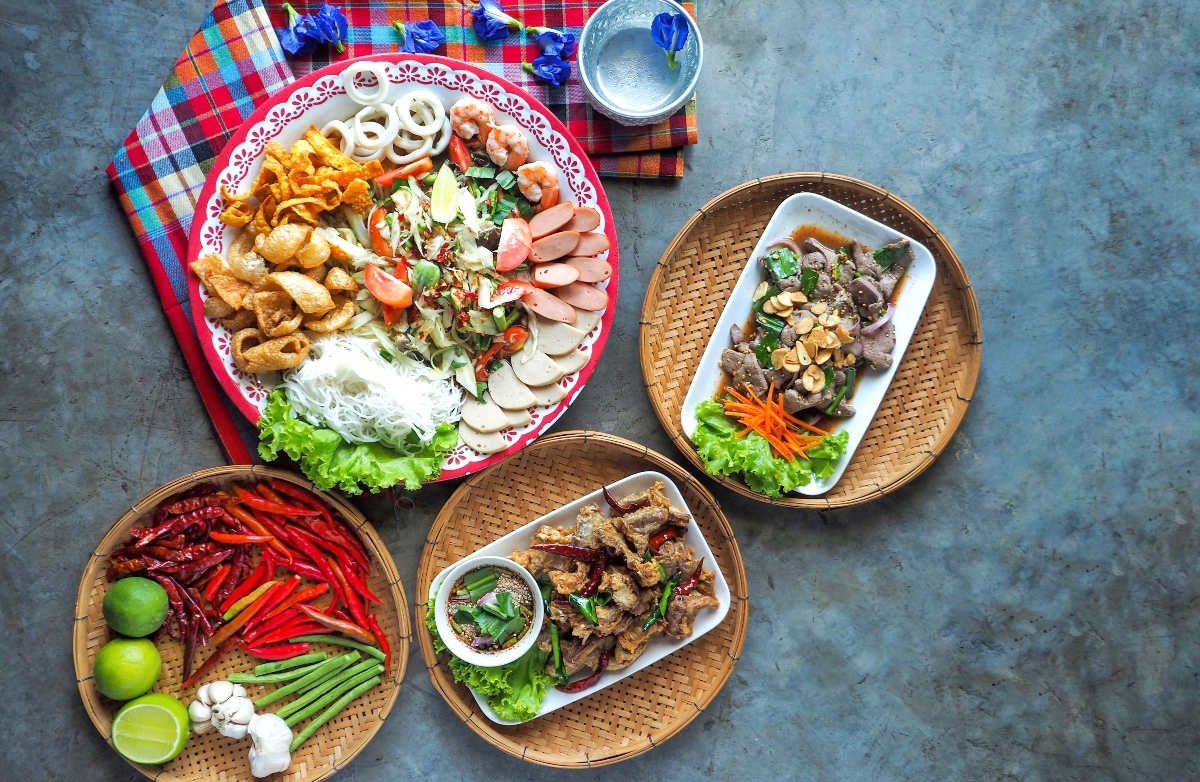 อาหารไทยแซ่บสะท้านทรวง อร่อยเด็ด!! - howtocookhub อาหารไทยแซ่บสะท้านทรวง อร่อยเด็ด!! - Howtocookhub
