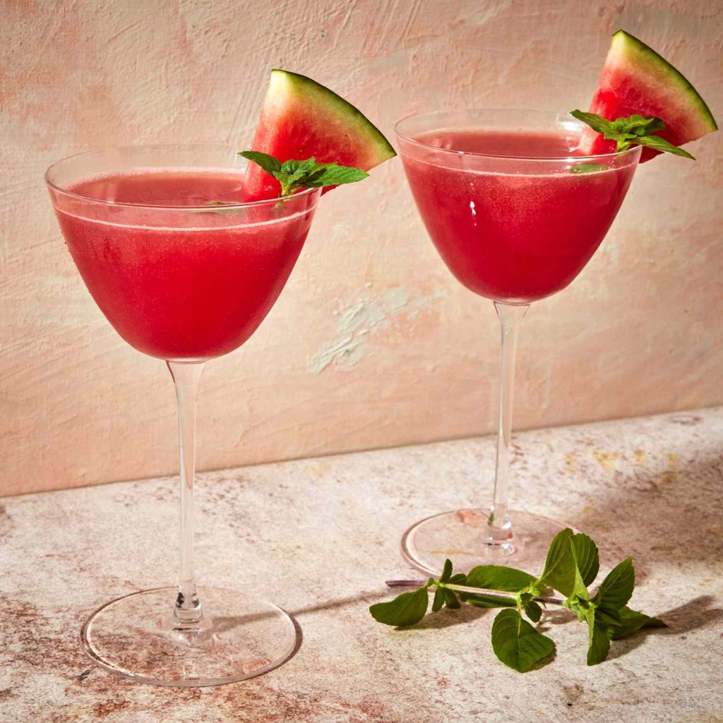 16 Tasty Drinks For Better Gut Health