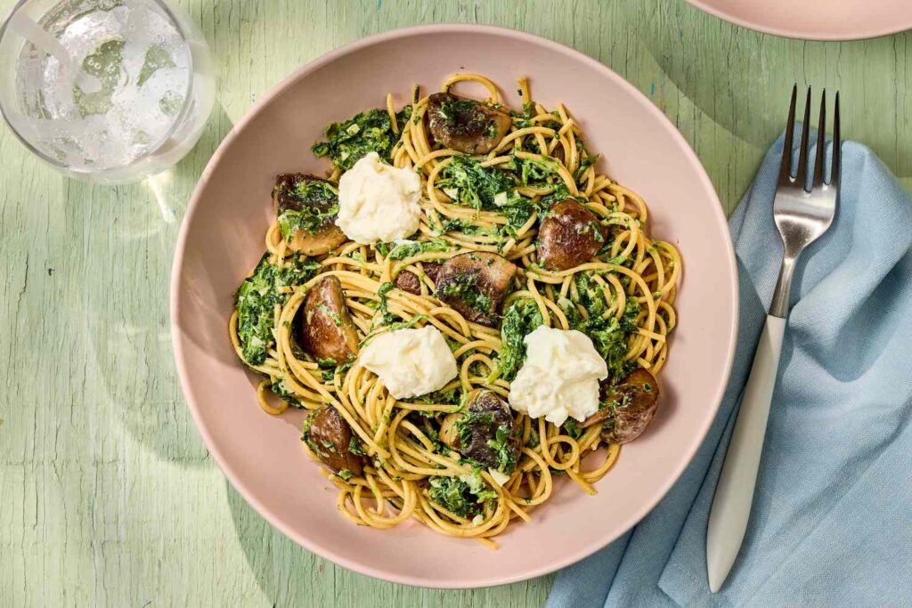 สปาเกตตี, เห็ด, ผักโขม, ริคอตต้า