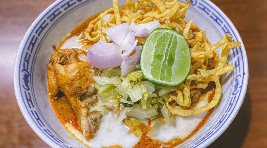 ข้าวซอยไก่อาหารภาคเหนือ